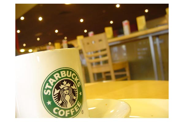 NyYankee [Starbucks Coffee at Borders, London]