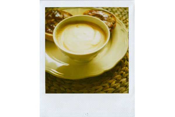 chocokat [ Morning // Latte & toasted bagel. ]