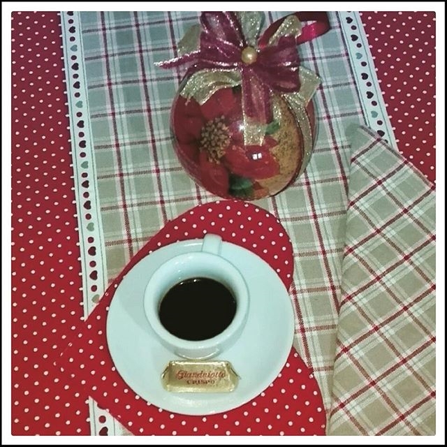 ph @marilenacapr
È sempre l'ora del caffè ☕