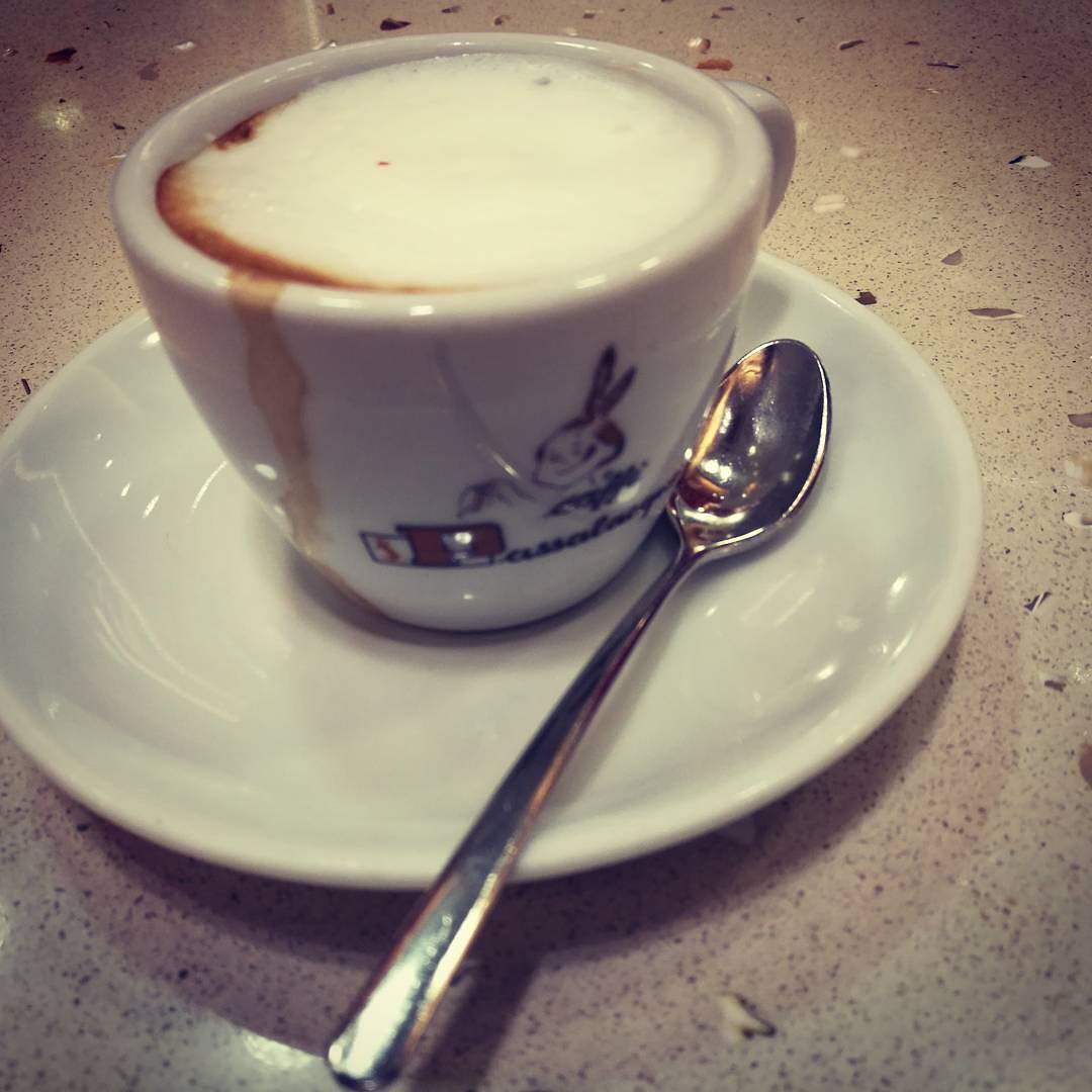 Caffè macchiato, Napoli | ph @netnewsmaker