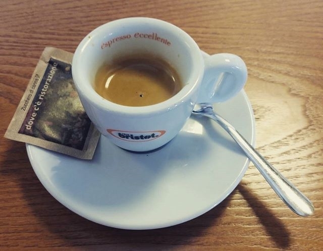 Caffè “semplice” ☕ | ph @massitrole